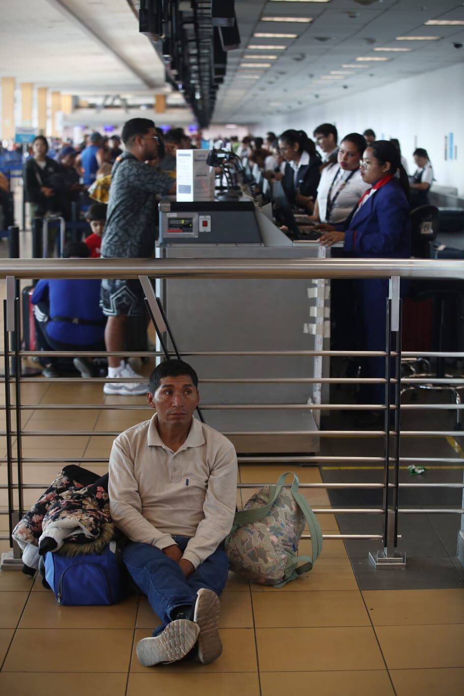 Los pasajeros expresaron su incomodidad por la situación (foto: Jorge Cerdán).