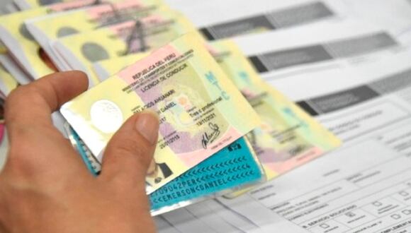 ¿Cuánto es la edad límite para obtener la licencia de conducir en Perú? | Foto: Andina