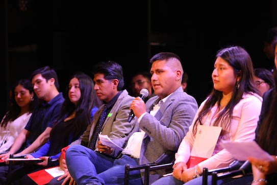 Respuesta de Arturo Alegría