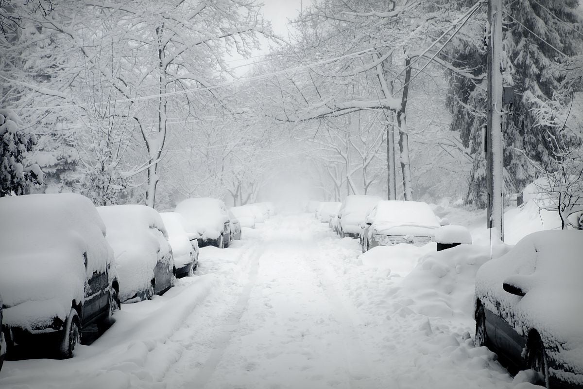 Autoridades pidieron evitar cualquier desplazamiento no esencial por las advertencias de clima invernal y acumulaciones de nieve de entre 3 y 5 pulgadas (7.6 y 12.7 cm). (Foto: dovate / iStock)