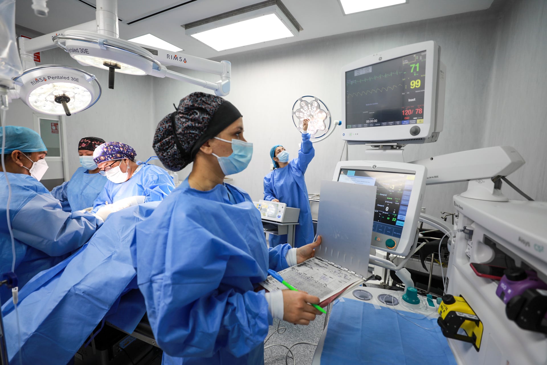 EsSalud cuenta con una población de más de 12 millones de asegurados a nivel nacional. (Foto: EsSalud)