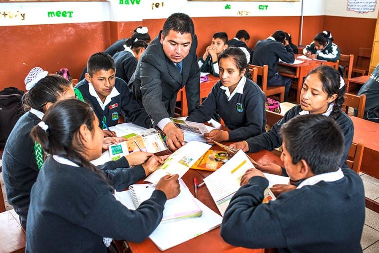 Más de 400 mil docentes peruanos gozarán de aumento remunerativo desde noviembre 2025, según lo precisa el Minedu mediante la Ley Nº 32498. (Fuente: El Peruano)