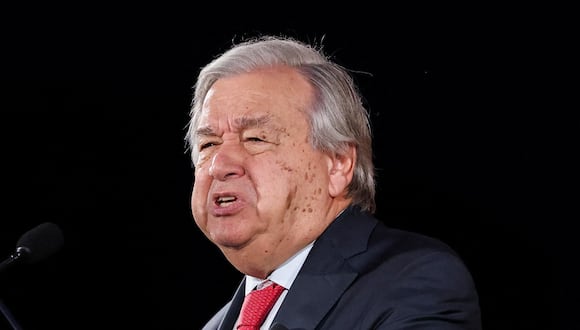 El Secretario General de la ONU, Antonio Guterres, pronuncia un discurso en el Museo Americano de Historia Natural de Nueva York en el Día Mundial del Medio Ambiente, el 5 de junio de 2024. (Foto de Charly TRIBALLEAU / AFP)