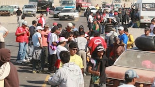 Obreros protestaron por sueldos atrasados en Día del Pisco Sour