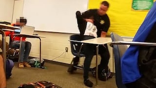 ¿Violencia racial? Policía de EE.UU. golpea a estudiante #VIDEO