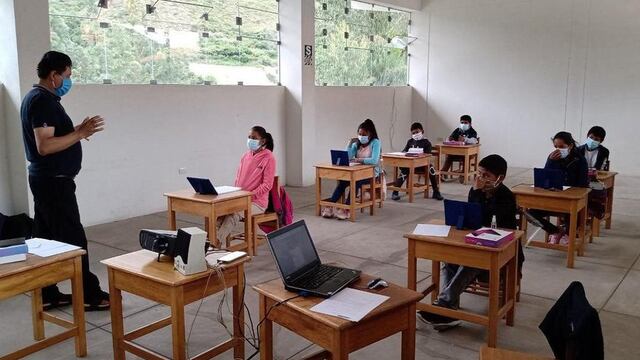 Año escolar 2022: Pedro Castillo y ministros inspeccionan regreso a clases en 19 regiones del país