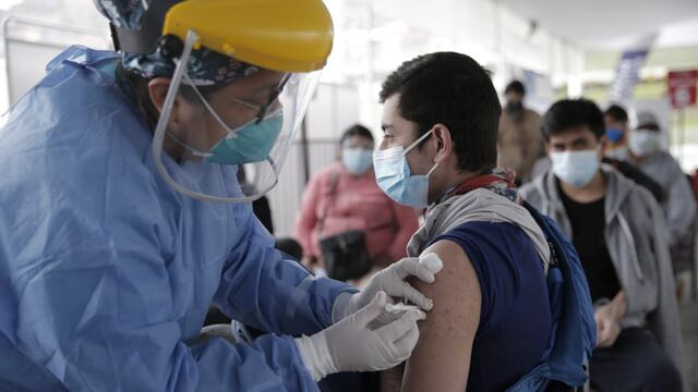 Vacuna contra el COVID-19: más de diecisiete millones 475 de peruanos ya fueron inmunizados