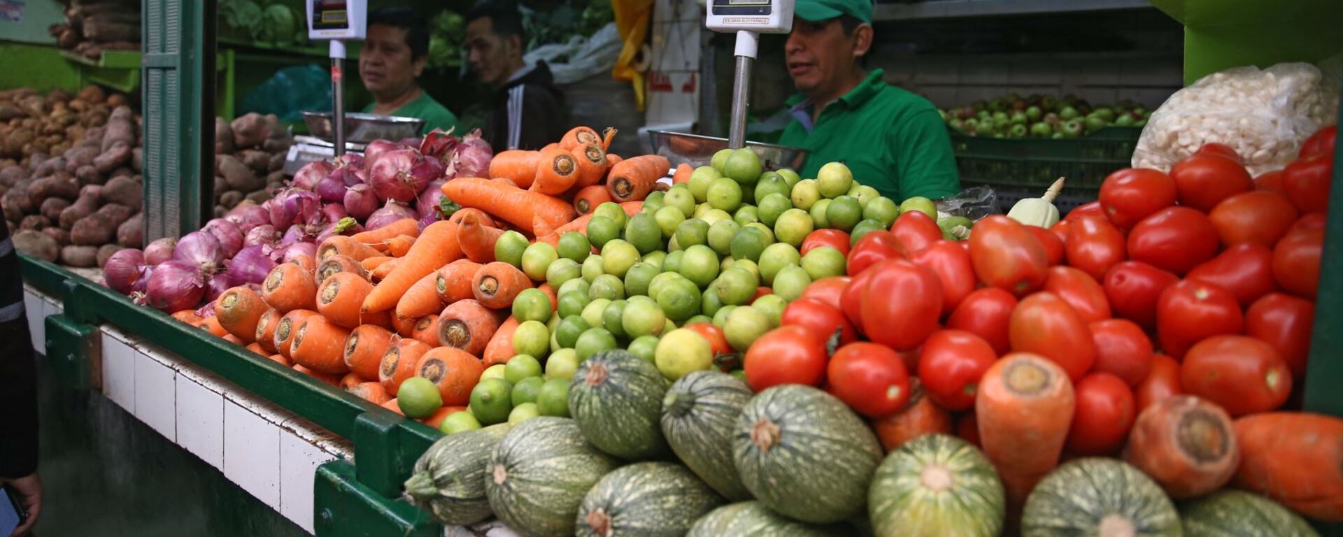 Inflación bajó en abril, ¿se verá un descenso en los precios de alimentos?