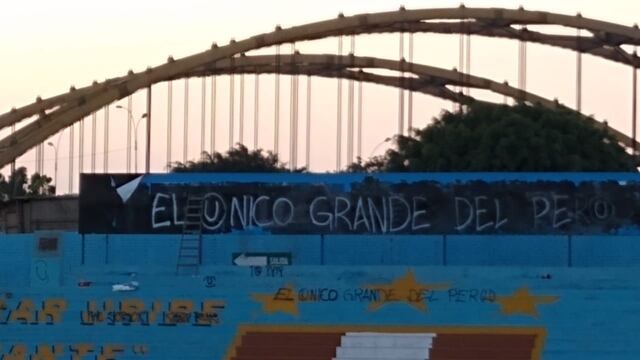 Universitario: hinchas cremas hicieron pintas en el estadio Alberto Gallardo | FOTOS