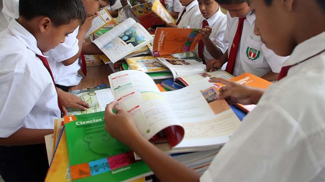 ¿Qué dice el Minedu sobre la compra “obligatoria” de libros en colegios particulares?