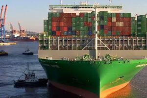 Así luce el ‘Gigante de los mares’, el barco de carga más grande del planeta que lleva 24.000 contenedores