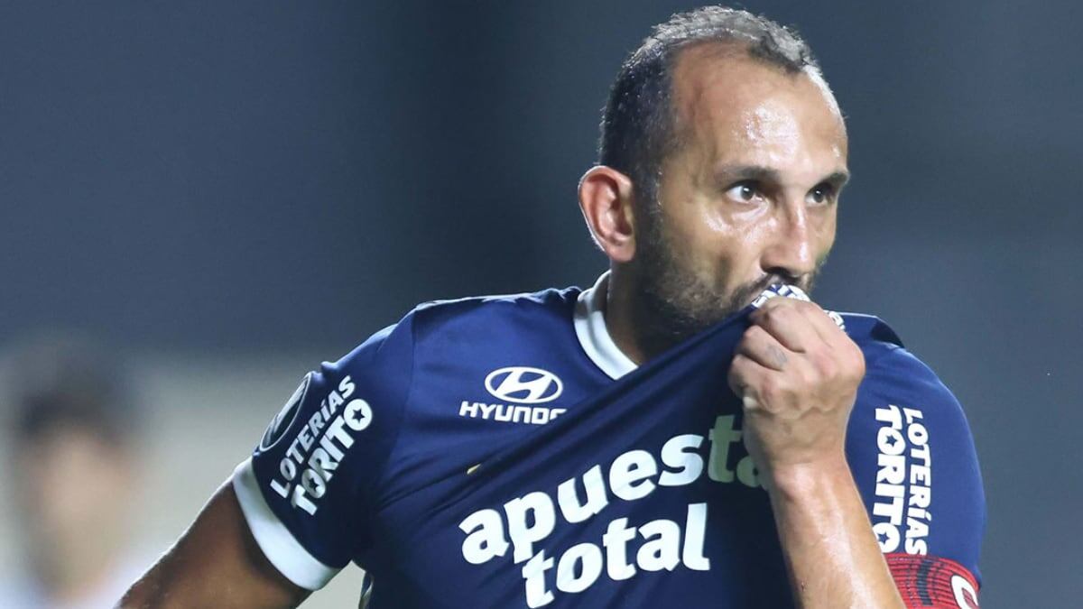 Hernán Barcos es el máximo goleador extranjero en la historia de Alianza Lima. (Foto: Agencias)