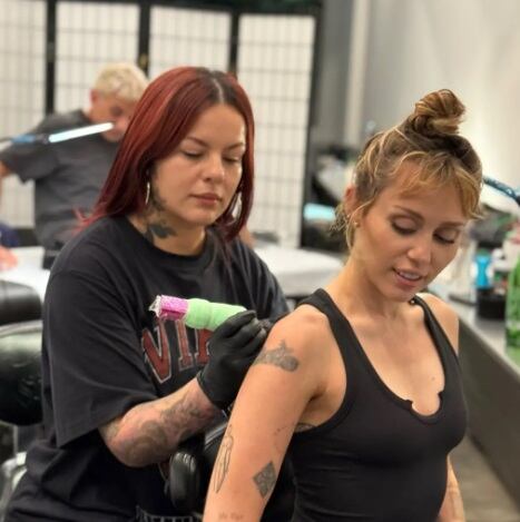 El trabajo fue realizado por la artista Michelle Santana, de Bang Bang Tattoo, en Nueva York. (Foto: @mnsantanatattoo / Instagram)