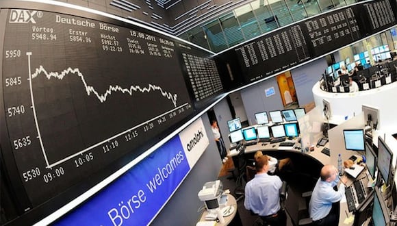 El Euro Stoxx 50, que engloba las principales acciones europeas, bajó el 0,92 %. (Foto: Reuters)