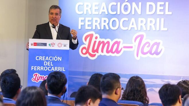 El ministro de Transportes y Comunicaciones, Raúl Pérez Reyes, presentó ante 14 embajadas de diversos países, el proyecto Ferrocarril Lima-Ica, que tiene como objetivo implementar un ferrocarril de tráfico mixto que conecte a Lima e Ica para el transporte masivo de pasajeros y carga. (Foto: MTC)