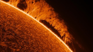 Impresionantes imágenes de la superficie del Sol tomadas desde el patio trasero de un fotógrafo jubilado