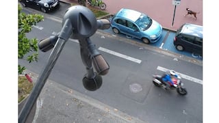 París instala cámaras y micrófonos para detectar y multar autos ruidosos