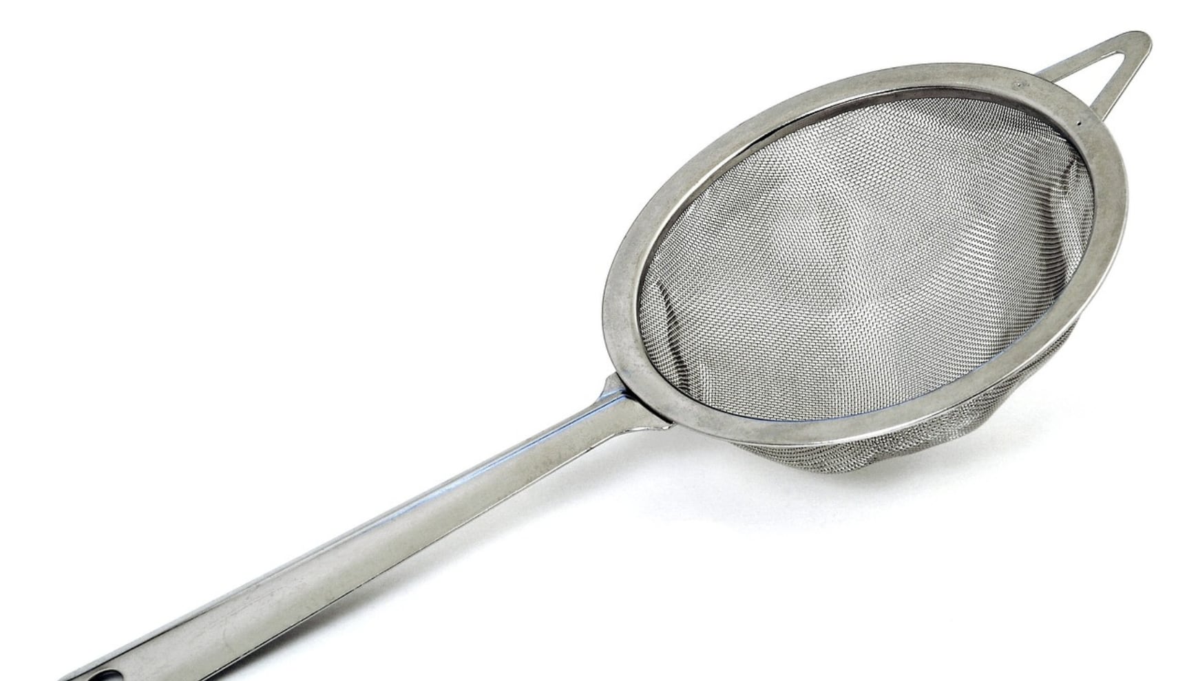 Con un colador podrás definir tus rizos en poco tiempo, de acuerdo con un truco vira. (Foto: Pixabay/WikimediaImages).