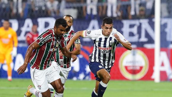 El colombiano, nacionalizado peruano, abrió el marcador en el empate 1-1 ante Fluminense en Matute.