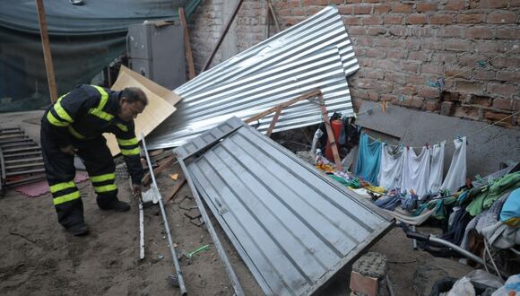Municipalidad de Villa El Salvador viene empadronando a las personas con casas dañadas. Foto: Joel Alonzo/ @photo.gec