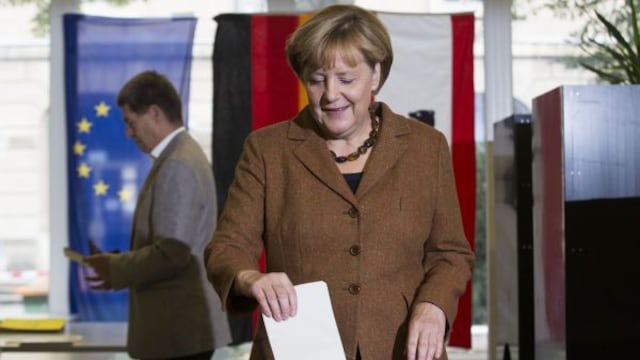Alemania: Merkel votó en elecciones en donde parte como clara favorita