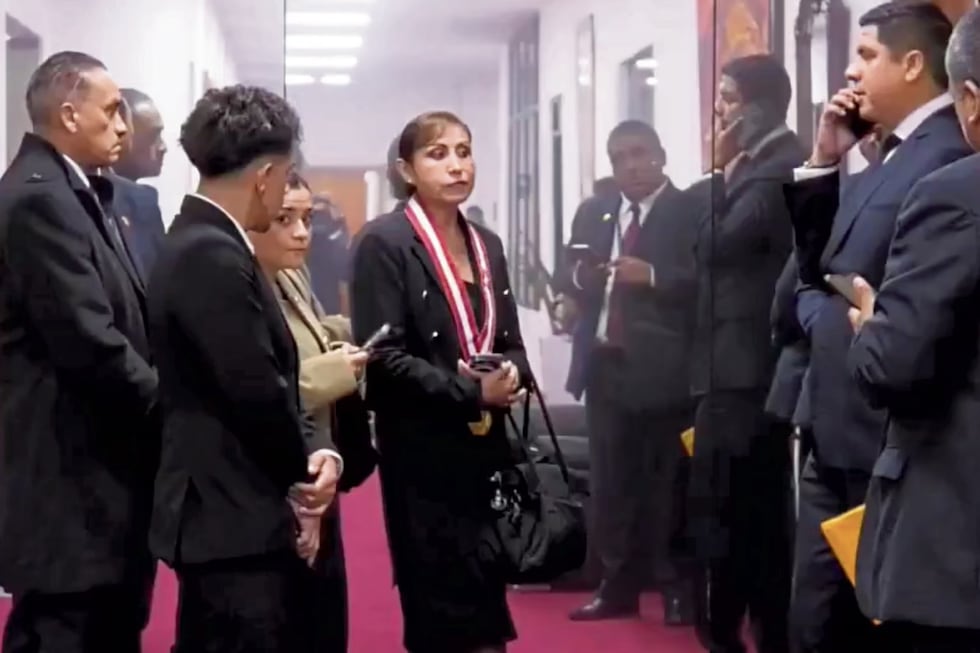 Benavides ingresó a la sede fiscal el lunes 17 sin esperar validación institucional. (Foto: Captura/TV Perú)