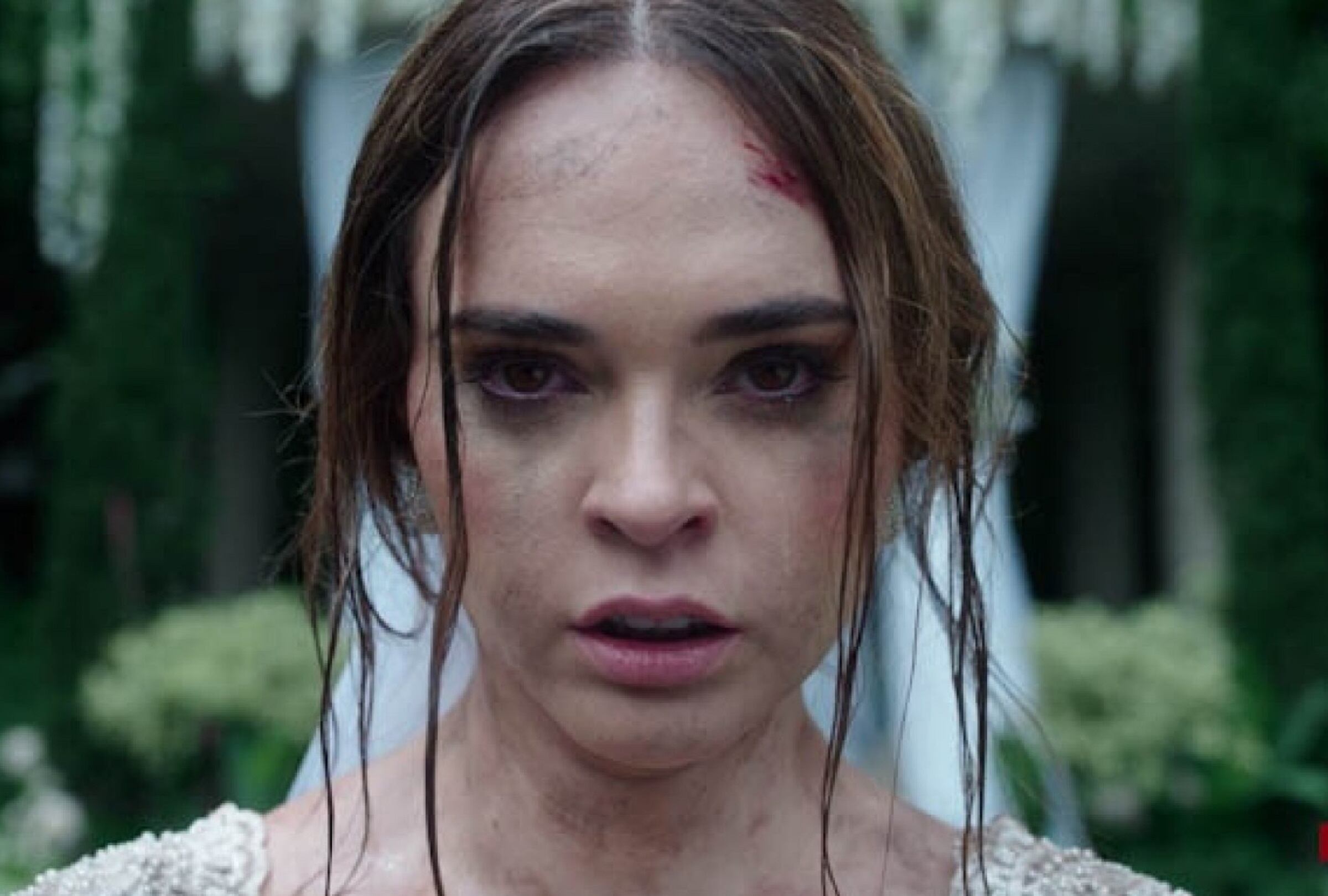 Gloria Guzmán (Fabiola Guajardo) perdió todo por culpa de un grupo de sicarios en la serie "La jefa" (Foto: Telemundo)