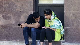 El bloqueo de internet desde hace 30 días tiene a los iraníes aislados en medio de la guerra