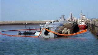 Argentina: buque de guerra de Malvinas se hunde y no descartan sabotaje