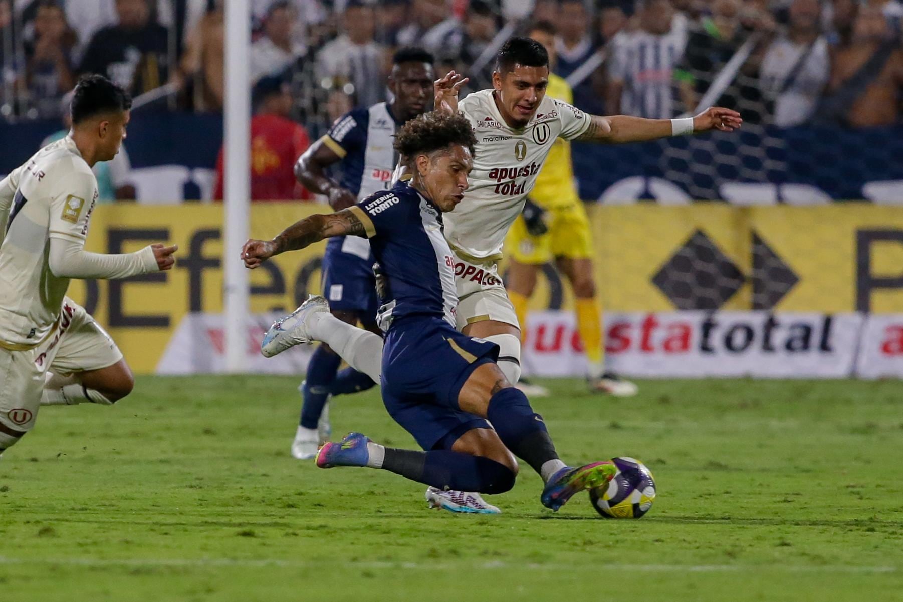 Universitario y Alianza Lima pelean por quedarse con el Torneo Apertura 2025. @photo.gec