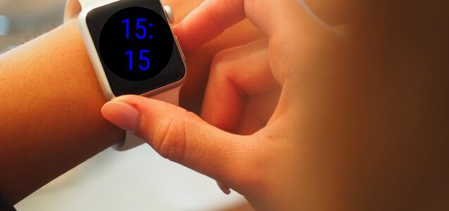 El significado de ver el reloj a las 15:15, la hora espejo