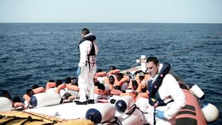 Gobierno español anuncia que Francia acogerá a migrantes del "Aquarius"