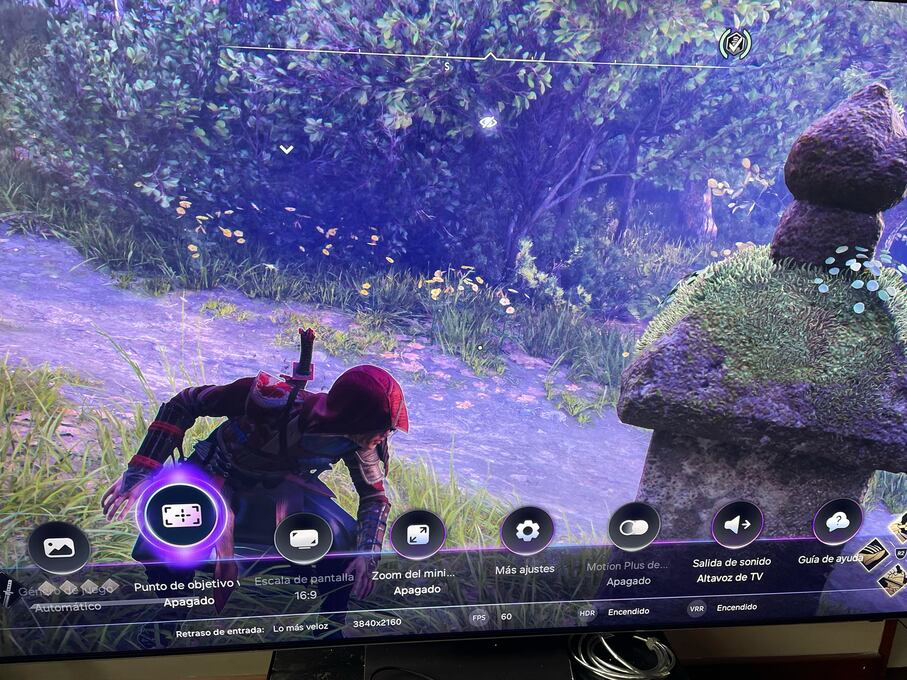 El modo videojuegos del QN990F permite mejorar la imagen e incluso añadir un puntero al juego.