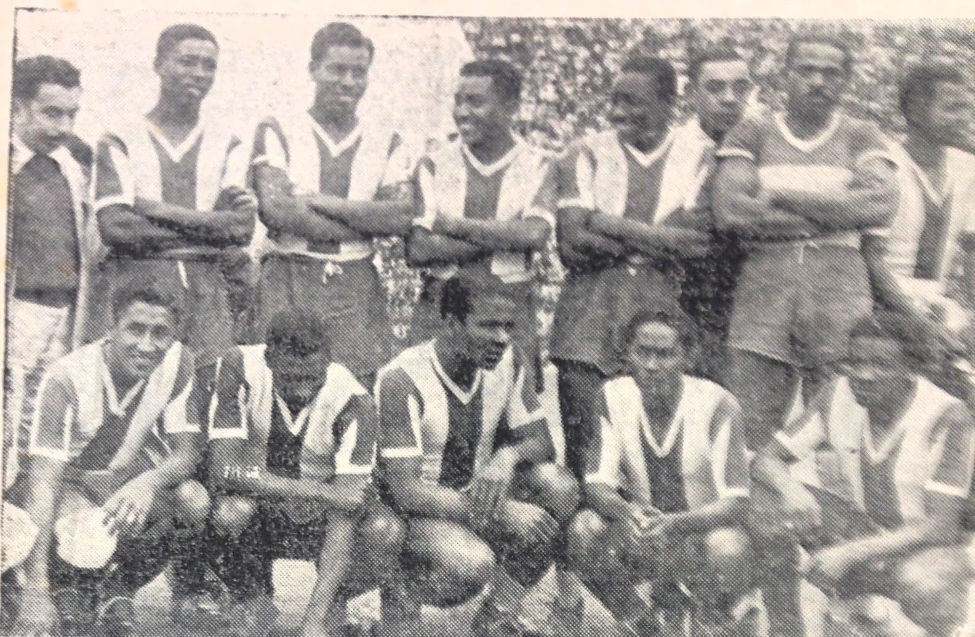 El plantel de Alianza en 1951, cuando enfrentó su primer amistoso contra Boca Juniors. (Archivo GEC)