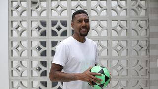 “Escuché lo que dijo Trauco: el hincha debe quedarse en la tribuna, el futbolista es profesional”