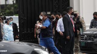Una ambulancia llegó a Palacio de Gobierno para trasladar a una bebé de 10 meses con problemas de salud | VIDEO  