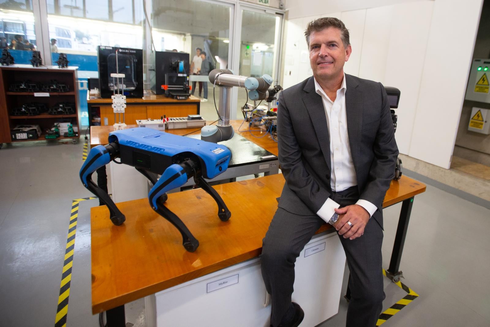 "Sí, estamos proyectando tener tres carreras nuevas para el 2026 correspondientes a las facultades de Computación y Negocios", comentó el rector de UTEC