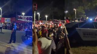 Jugadores no saldrán: hinchas peruanos rompieron valla de seguridad durante ‘Banderazo’ en Florida | VIDEO