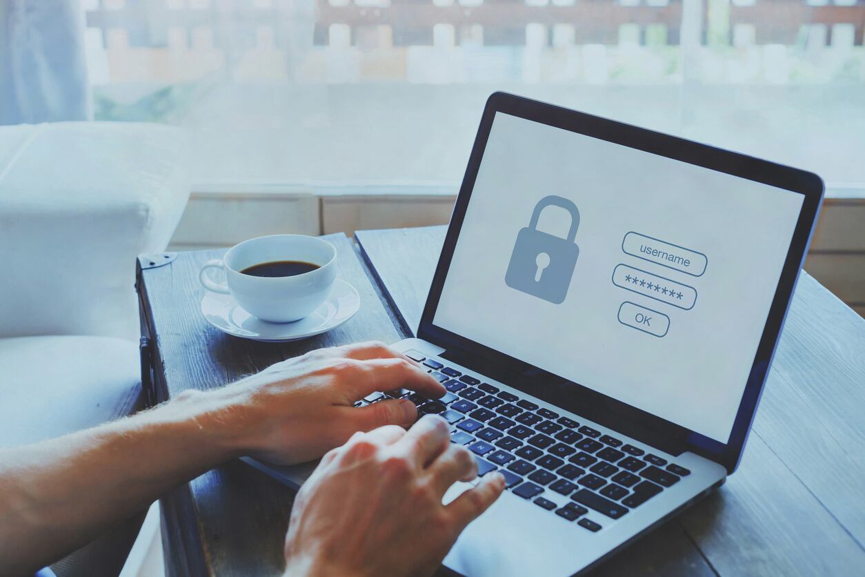 Debes tener cuidado con los mensajes que llegan en esta temporada de impuestos (Foto: Pixabay)