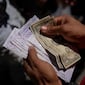 ¿A cuánto está el dólar BCV hoy, lunes 25 de mayo? Revisa el tipo de cambio en Venezuela