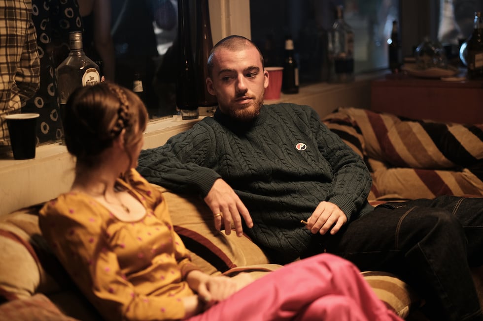 Maude Apatow y Angus Cloud en "Euphoria". (Foto: HBO)
