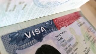 ¿Eres adulto mayor y deseas la visa americana? Sigue estos pasos para no dar entrevista