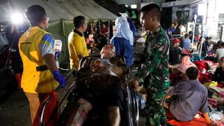 Los indonesios siguen conmocionados tras el terremoto: “No podía ver nada”