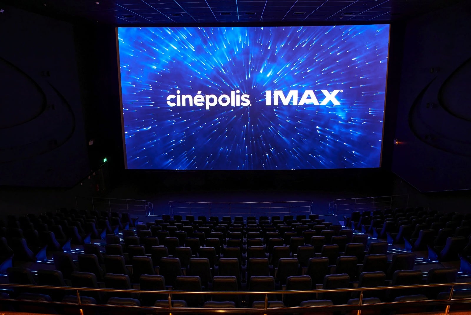 IMAX es un formato de cine con capacidad para un mayor tamaño y mayor claridad que la resolución estándar de los otros sistemas de película. (Foto: Cinepolis)