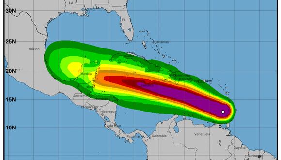 El huracán Beryl tocó tierra en la isla Carriacou, parte de Granada. (NHC).