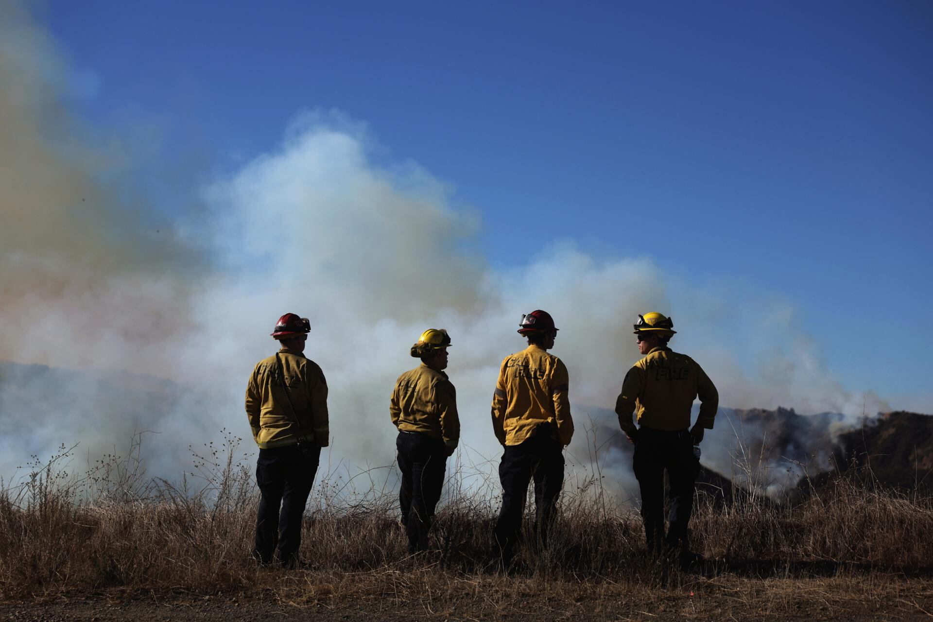 Los bomberos llevan días luchando contra los incendios de Los Ángeles (Foto: EFE)