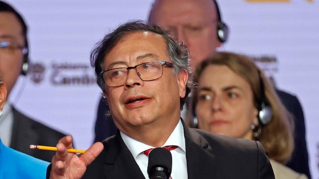 Petro dice que el Gobierno no acepta “chantajes” de bandas criminales tras ataques en Tuluá