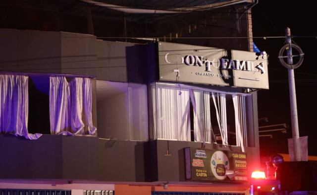 Casas y negocios aledaños al grifo resultaron afectados por la deflagración | Foto: Anthony Niño de Guzmán / El Comercio