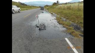 Bagua: petróleo afloró en plena carretera