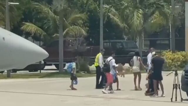 Messi ya está en Miami: así arribó con su familia | VIDEO